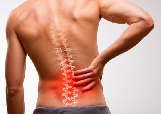 Tuổi tác là yếu tố hàng đầu gây thoái hóa cột sống