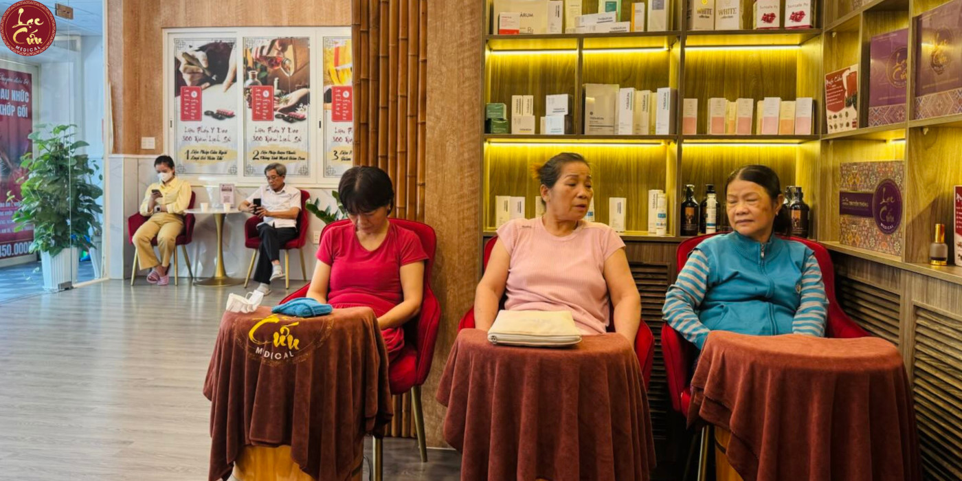 Lạc Cứu không chỉ chữa đau – mà chữa lành