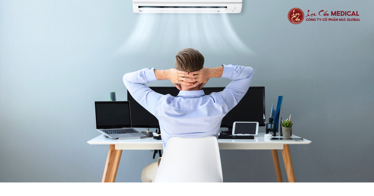 Tránh điều hòa thổi trực tiếp vào vai gáy