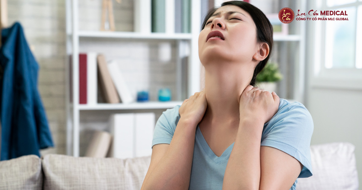 Bạn có từng thức dậy với cảm giác cổ căng cứng, vai nặng nề