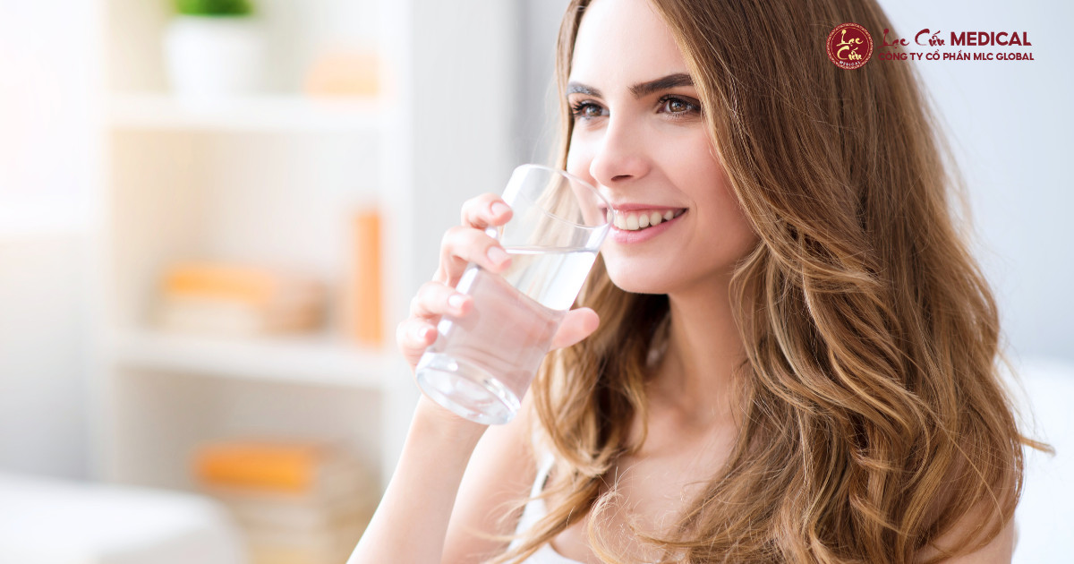 Uống Nước Ấm Sau Khi Ngủ Dậy & Trước Khi Đi Ngủ