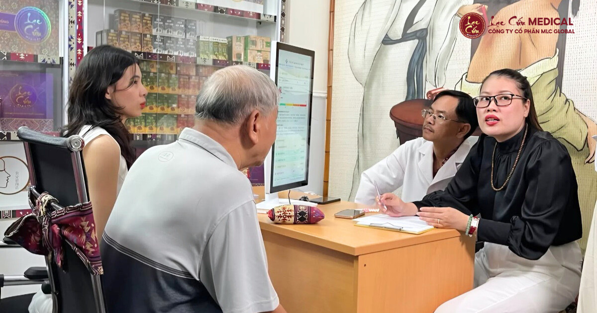 Kết Hợp Giữa Đổi Mới và Tinh Hoa