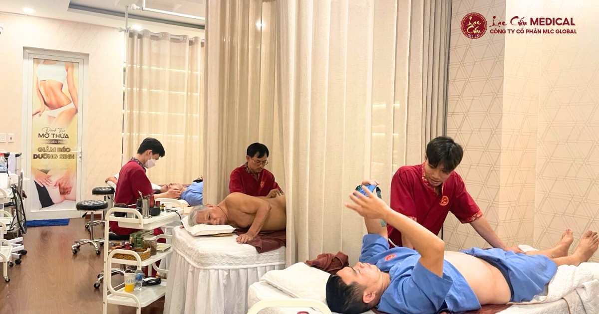 Nền Tảng Vững Chắc_ Sự Kết Hợp Giữa Cổ Truyền và Hiện Đại