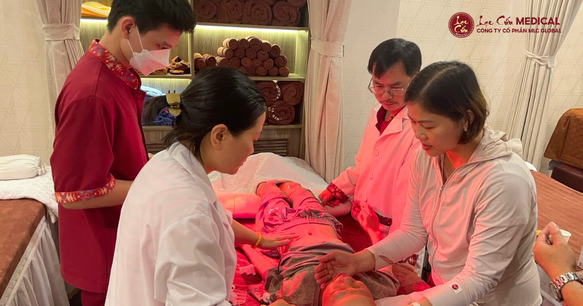 Cơ Hội Vàng_ Tái Khám & Điều Trị Chuyên Sâu Cùng Bác Sĩ Huyền