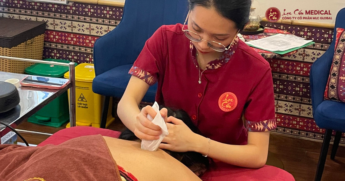 Liệu Pháp Lạc Cứu_ Chạm Đến _Điểm Đau_, Chữa Lành Từ Gốc Rễ