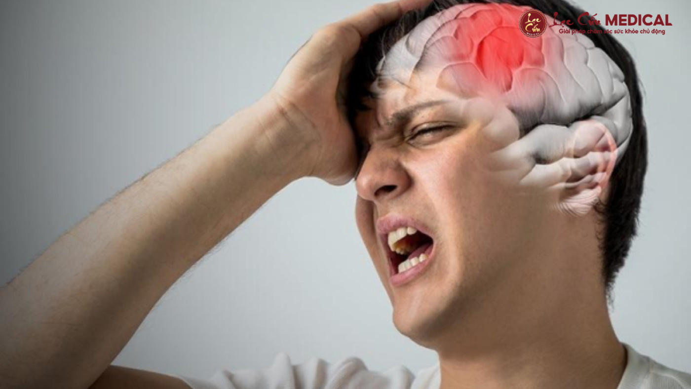 Tê Tay Chân Và Đau Đầu – Vì Sao Là _Cửa Ngõ_ Của Tai Biến
