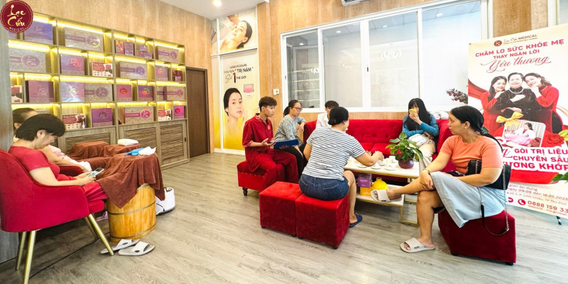 Mẹ đã đến – và mang theo cả những điều lặng thầm