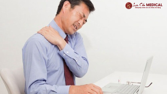 Cái Giá Của _8 Tiếng Ngồi Lì_ – Sự Thật Về Cơn Đau Vai Gáy